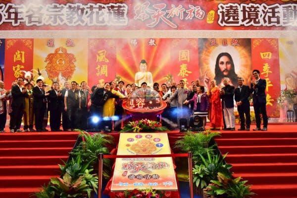 花蓮縣議員:五教聯合祭典能夠帶來觀光客 - 閒聊板 | Dcard