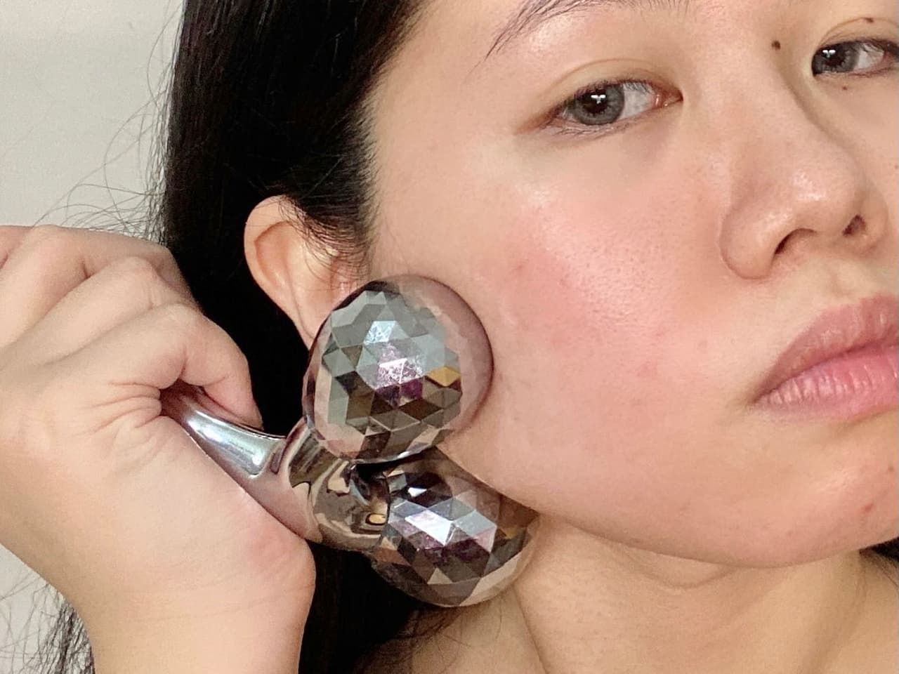 還我V臉｜瘦臉滾輪🆚 緊緻美容杯- 美妝板| Dcard