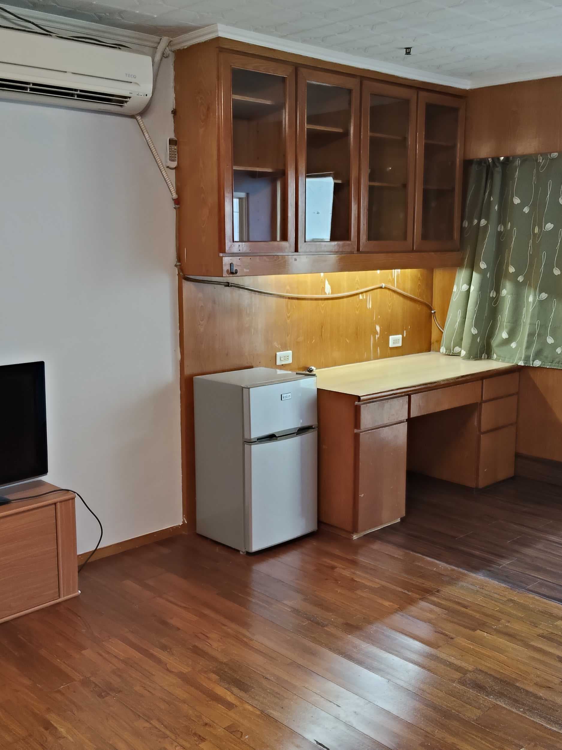 #招租 #招租 台南市 國家新境套房 - Image 4