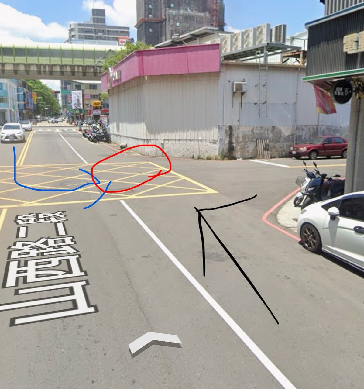 #事故詢問 直行被轉彎車撞 - 機車板 | Dcard