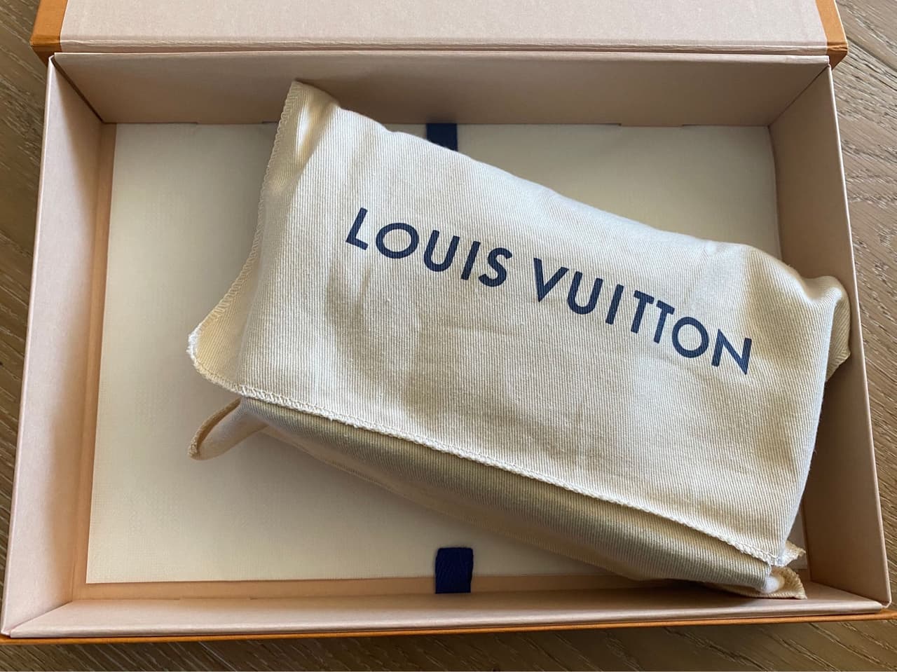 #開箱 Louis Vuitton Dauphine Woc 迷你達芙妮 - 精品板 | Dcard