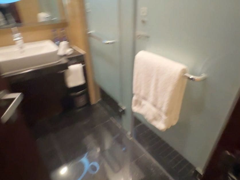 #分享 北京自由行𝟯間住宿開箱🏨 𝗽𝗮𝗿𝘁 𝟯 房間大又離機場近 還有免費接駁超方便👍🏻 - 愛米漿💖 (@amyjah) | Dcard