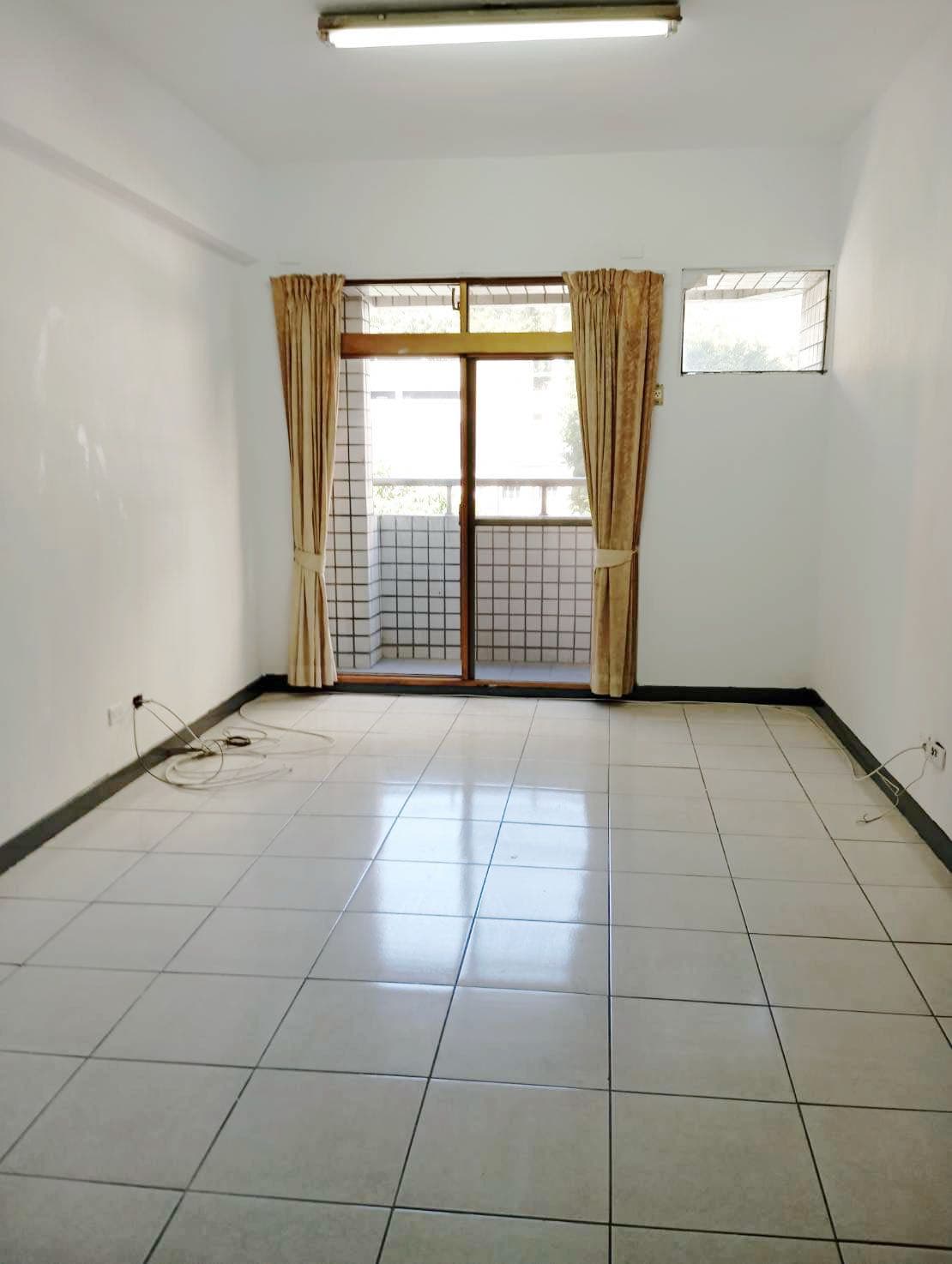 #招租 新北新莊｜可租補｜稀有4房｜泰山貴和站｜迴龍站 - Image 1