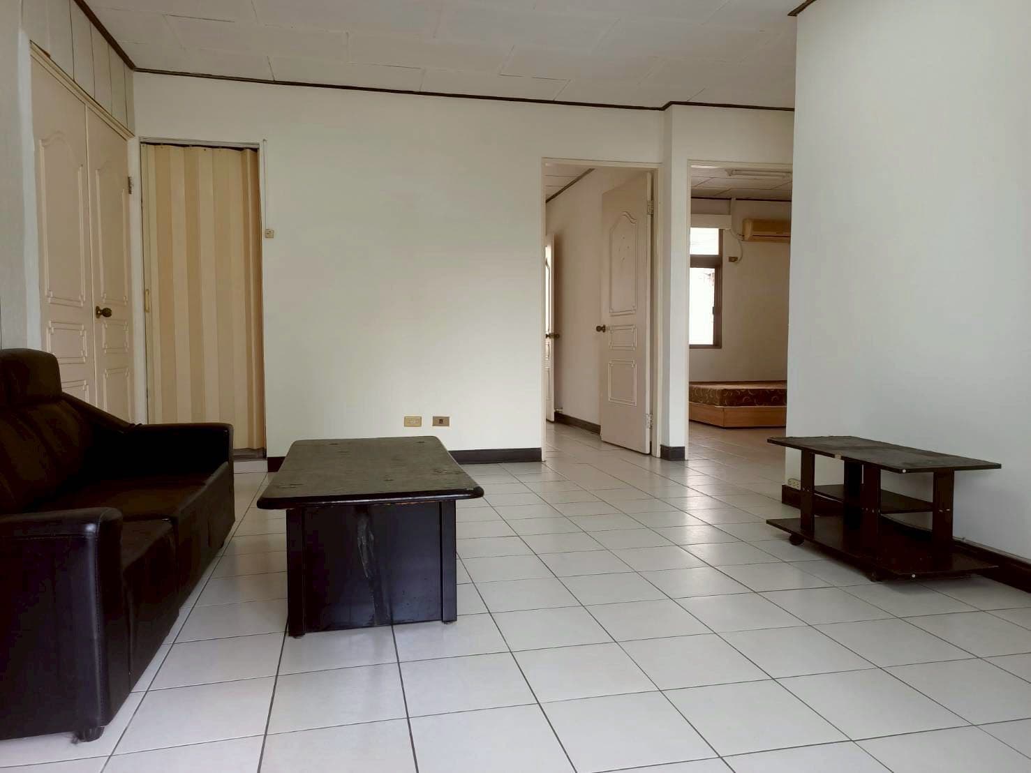 #招租 #招租 #公寓 #中和 - Image 1