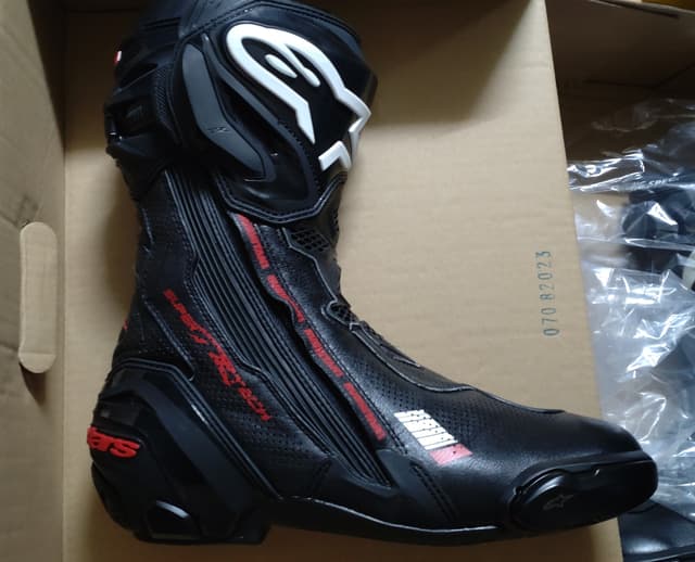 人身部品Kushitani x Alpinestars Supertech R2 車靴開箱- 重機板| Dcard