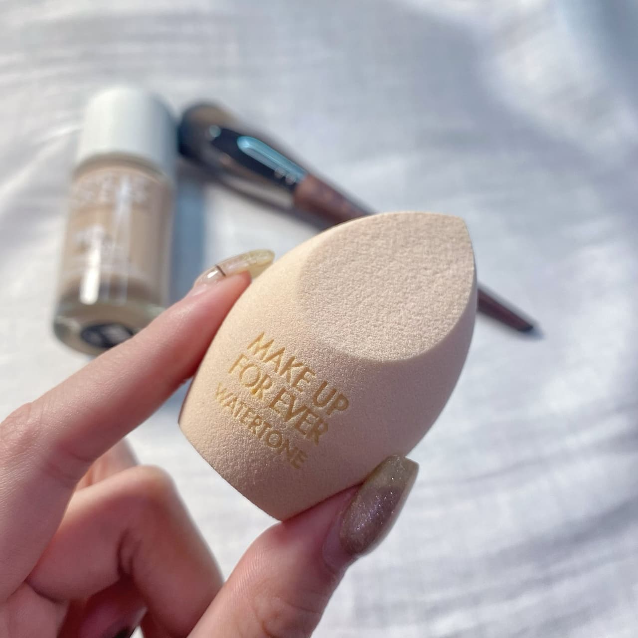 #開箱 油肌也可以！MAKE UP FOR EVER能量粉底給我韓系水光肌 - 美妝板 | Dcard