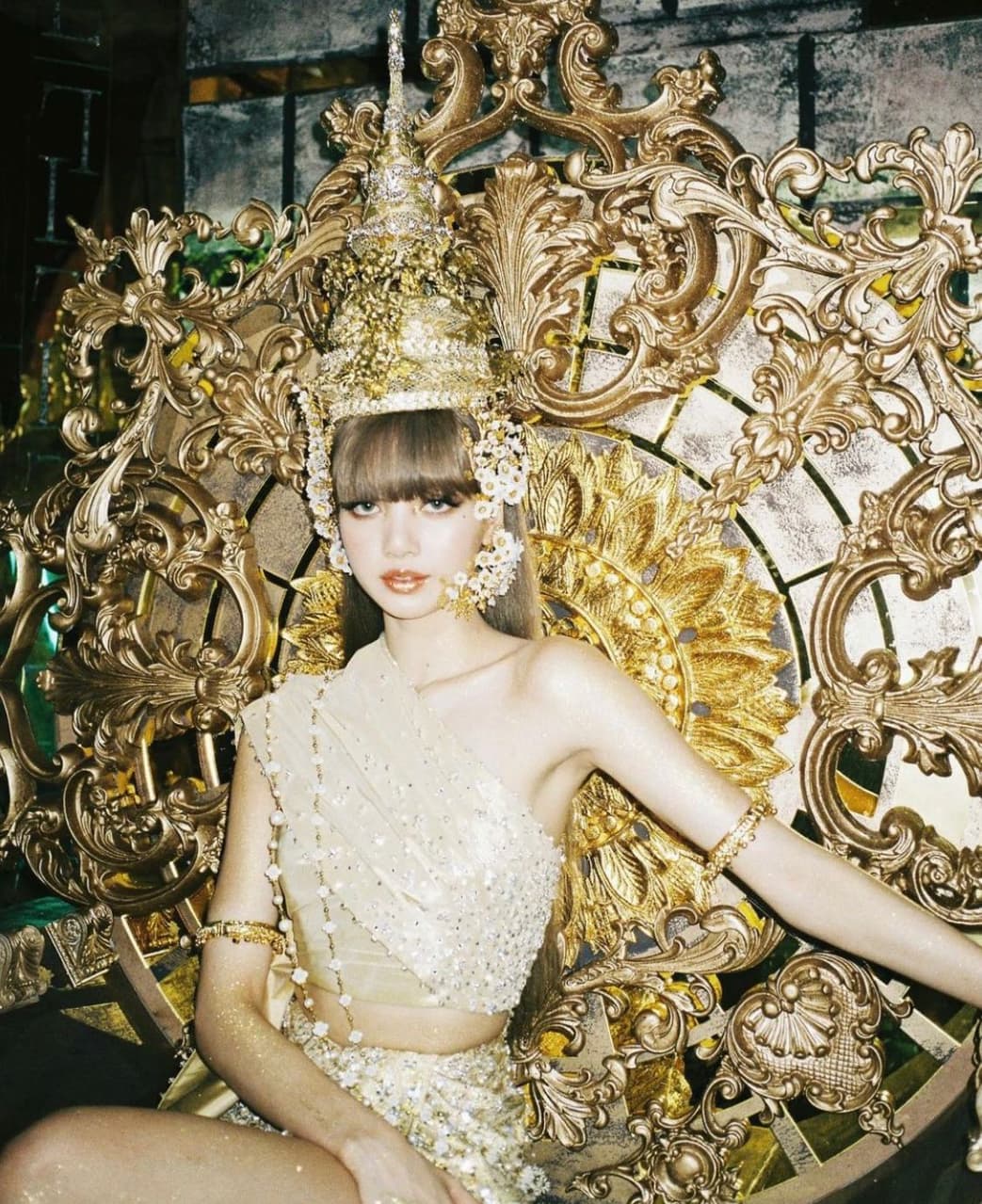 #分享 LISA個人出道一週年🎤🌟 - BLACKPINK板 | Dcard