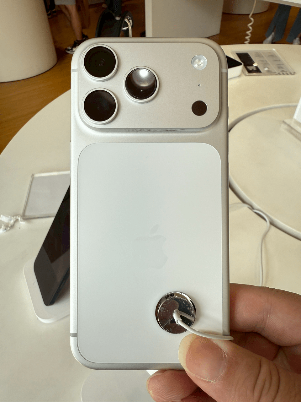 #iPhone 好市多 UAG - Apple板 | Dcard