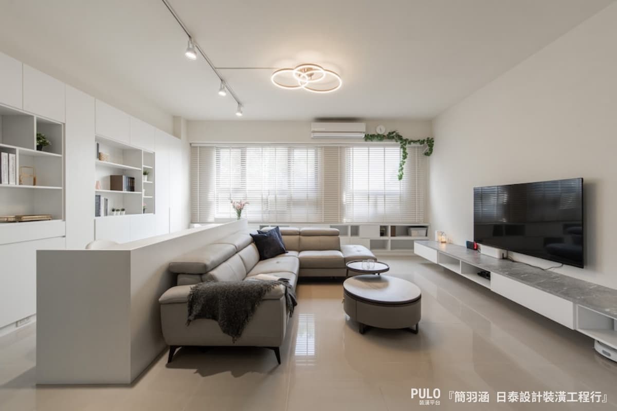 25 個讓小坪數客廳與書房空間結合的案例！ - PULO，你家的好朋友 (@puloapp) | Dcard