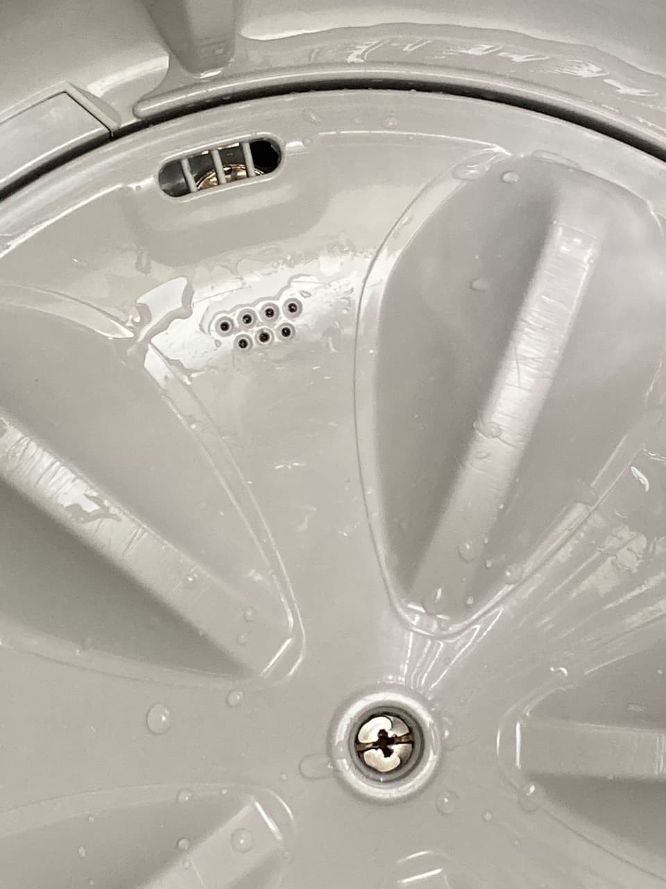 問錢好像掉進洗衣機裡🤯 - 居家生活板| Dcard