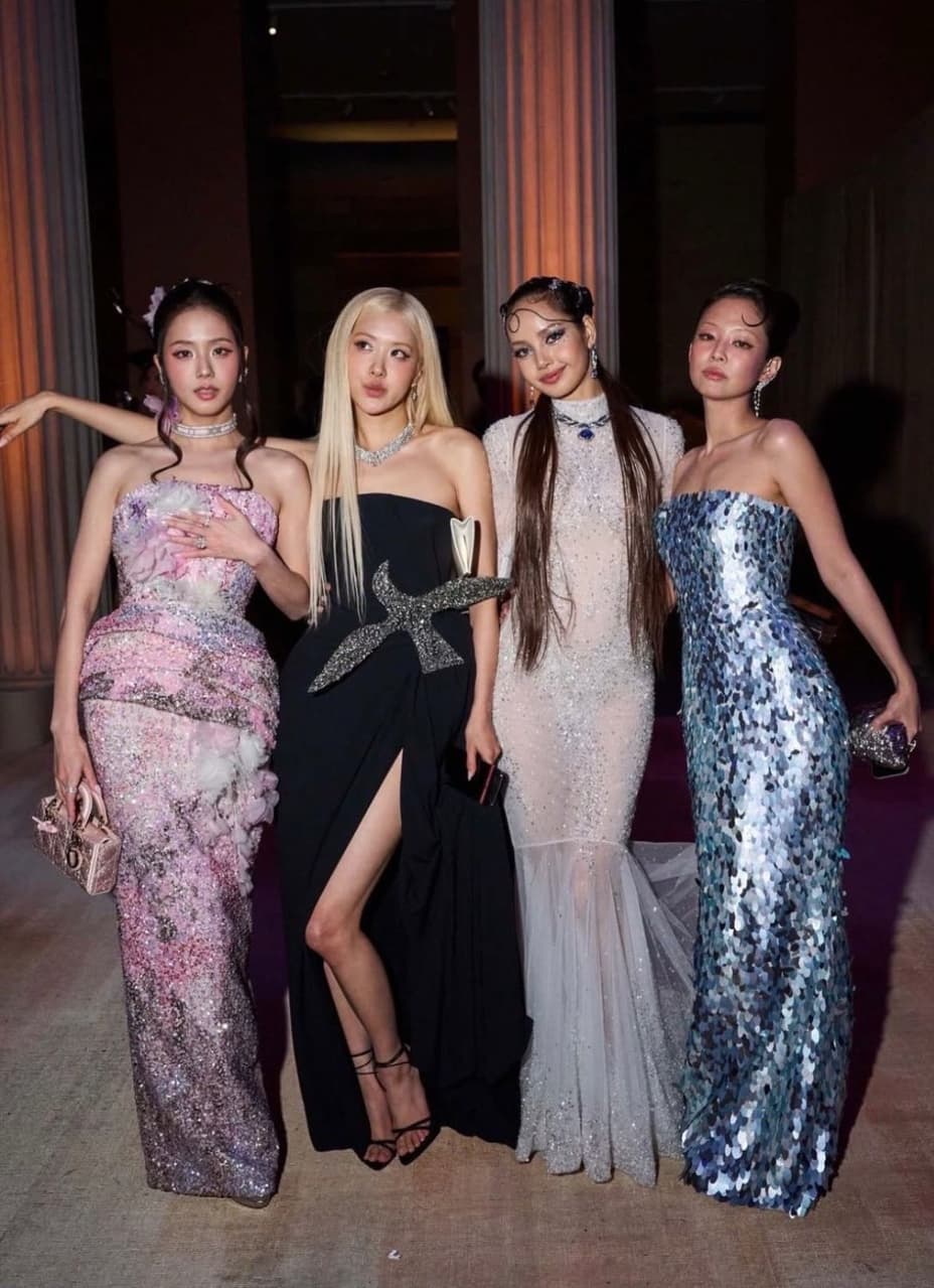 分享BLACKPINK全員合體Met Gala 2026 - 追星板| Dcard