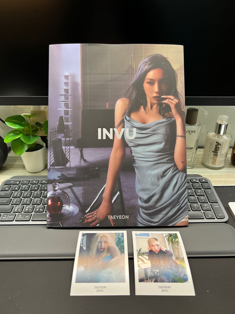 #開箱 TAEYEON 太妍 《INVU》ENVY版 - 少女時代板 | Dcard