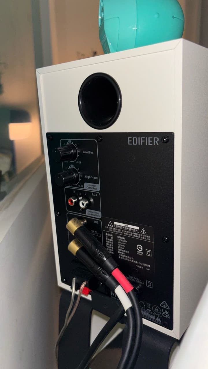 EDIFIER MR4 開箱心得｜小工作室的夢幻入門監聽喇叭！ - 3C板 | Dcard