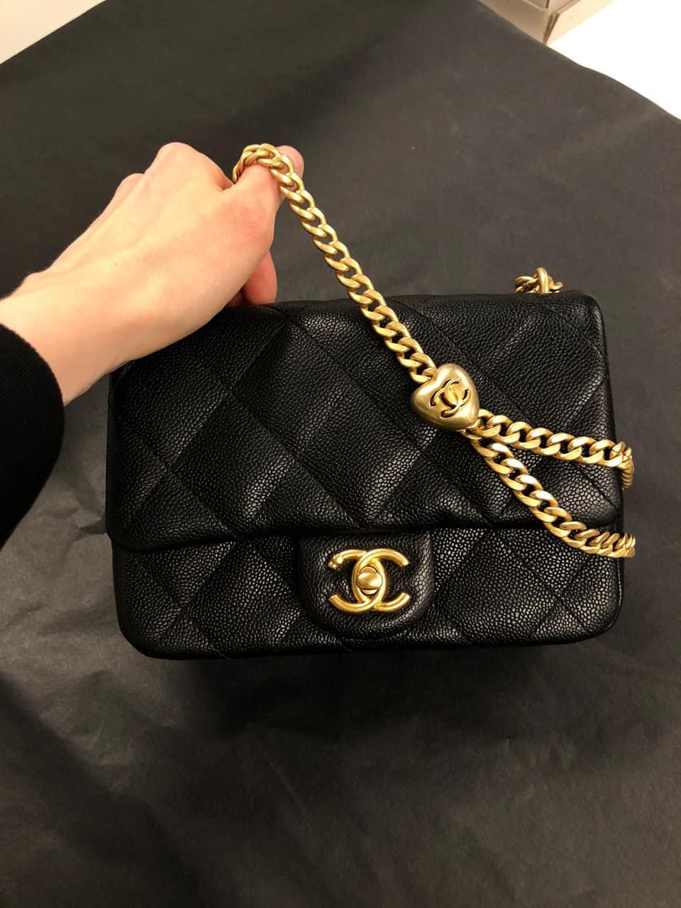 開箱開箱Chanel 香奈兒23p 愛心調節扣方胖- 精品板| Dcard