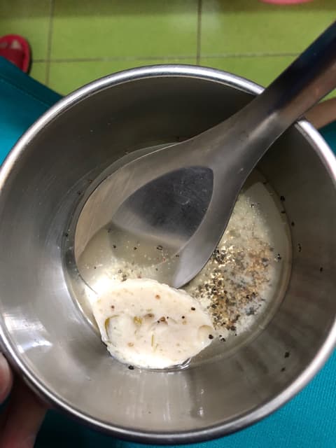 我媽媽叫我撒的黑胡椒要全部吃完，不吃完叫作浪費食物，有道理嗎？胡椒不就是調味而已？ - B6 留言 | Dcard