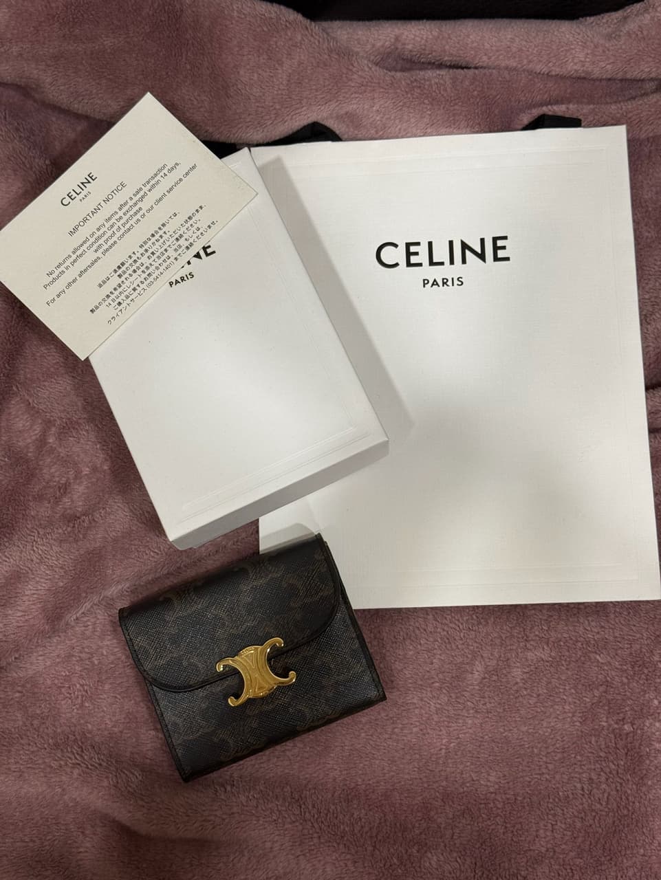 #我要賣 Celine短夾 - 二手交易板 | Dcard