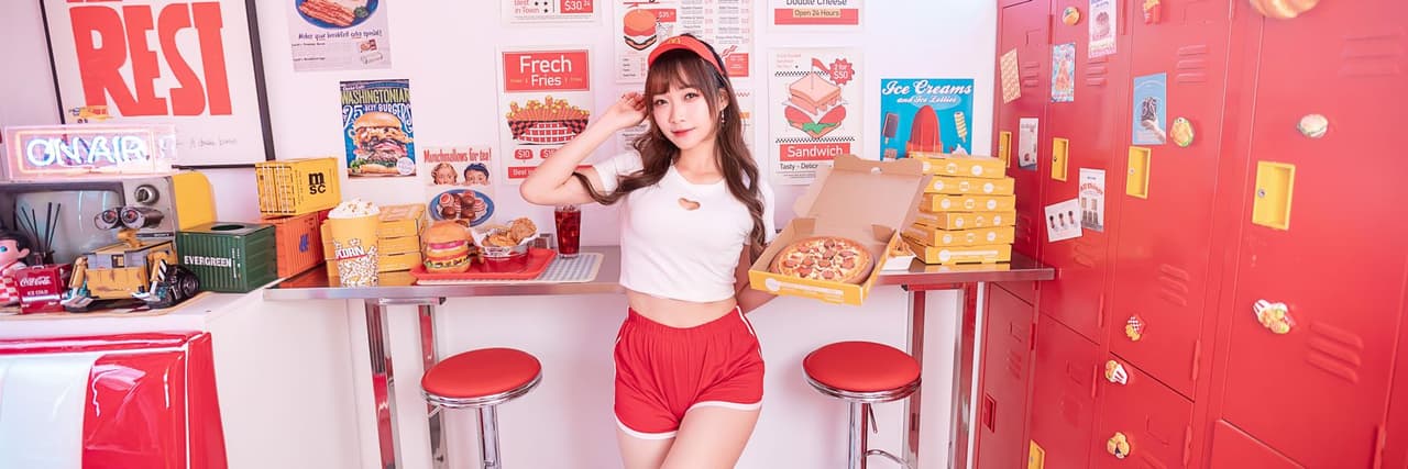 璘璘LingLynn