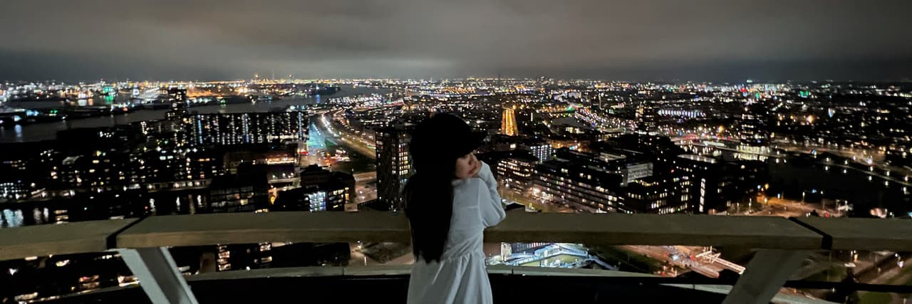 波琳達旅行中