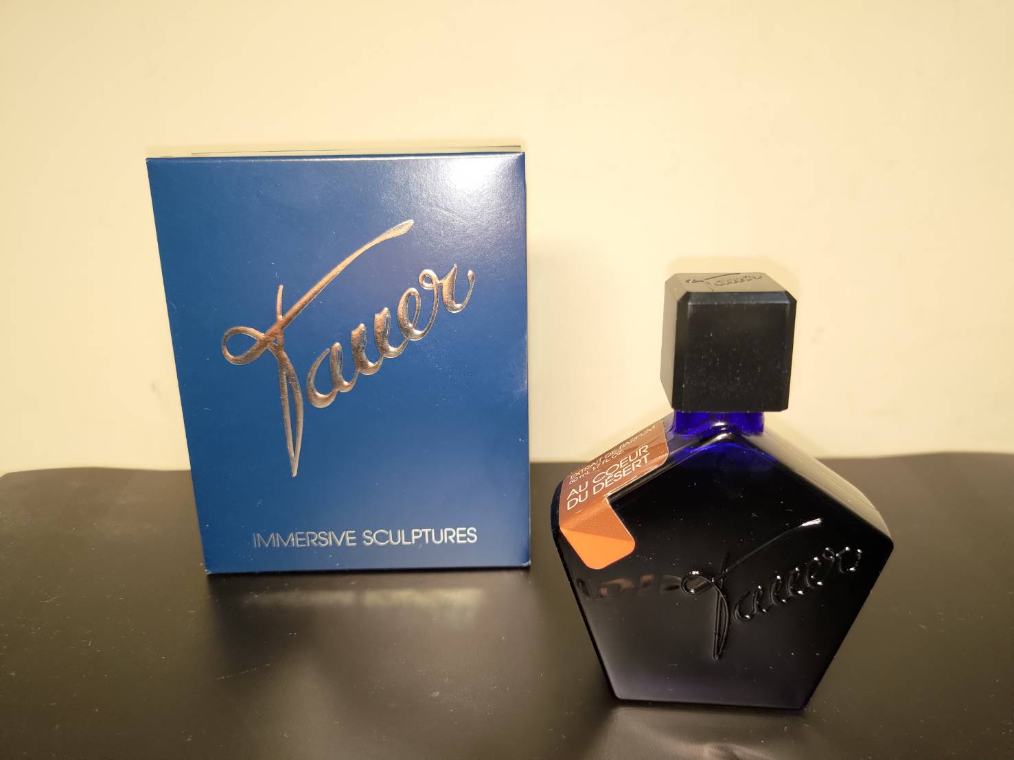 分享見證烈日下的黃沙浪潮－Tauer Perfumes Au Coeur Du Désert 沙漠之 