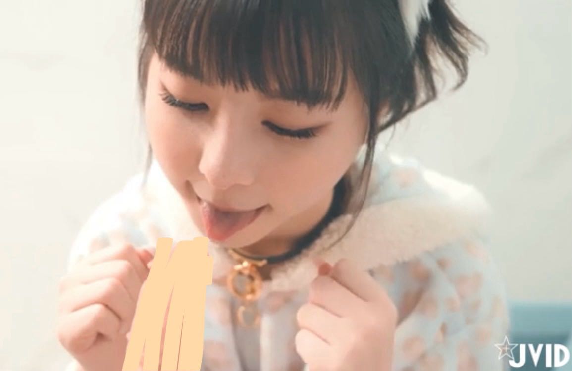 Forbidden thoughtsThe cat's alluring body