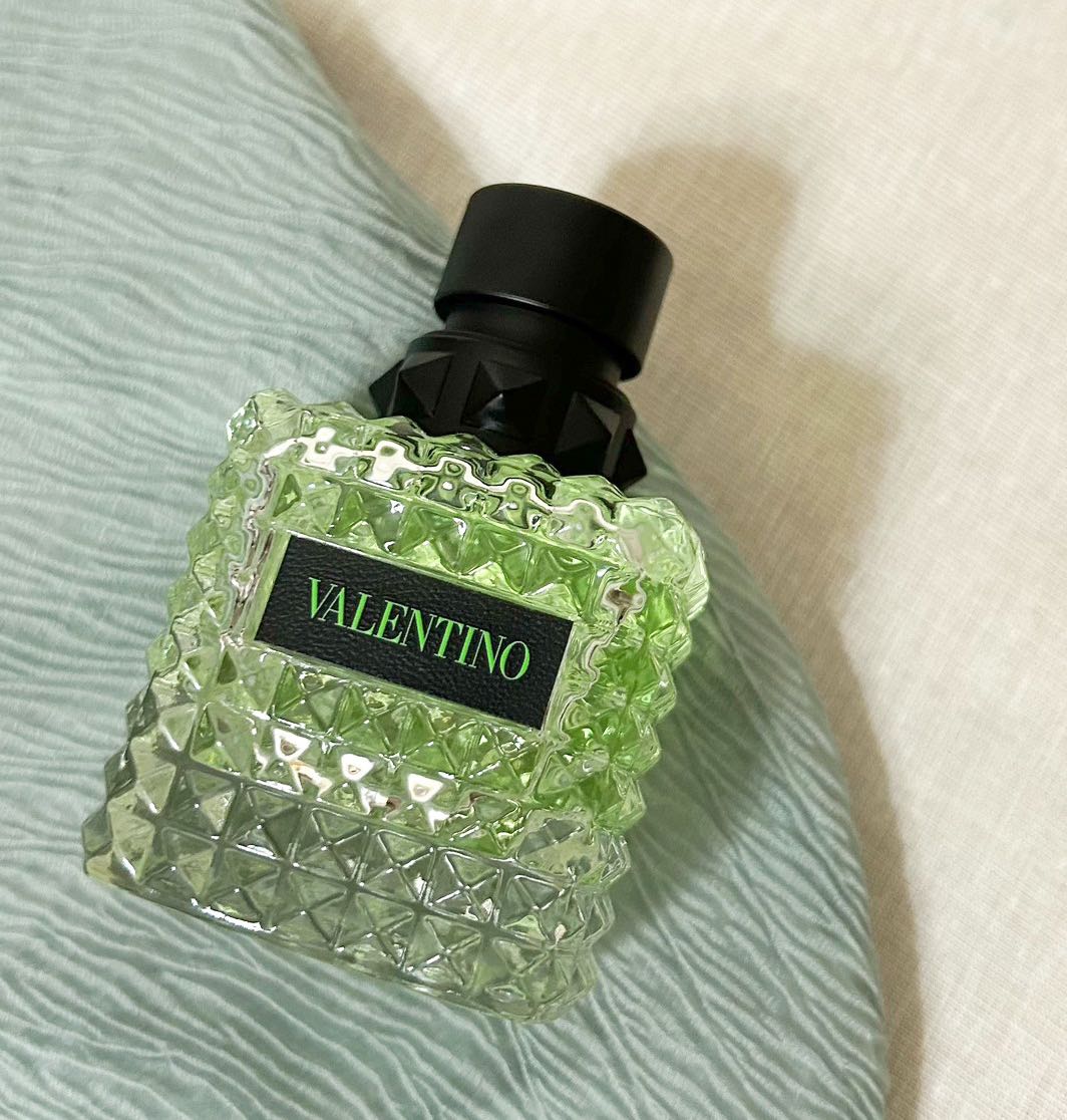 分享Valentino 新款香水是茉香奶綠？ - 香氛板| Dcard