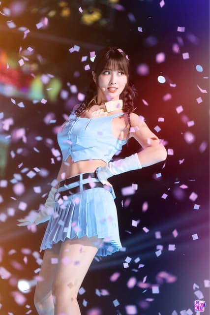 #詢問 彩帶撒花照片～ - TWICE板 | Dcard