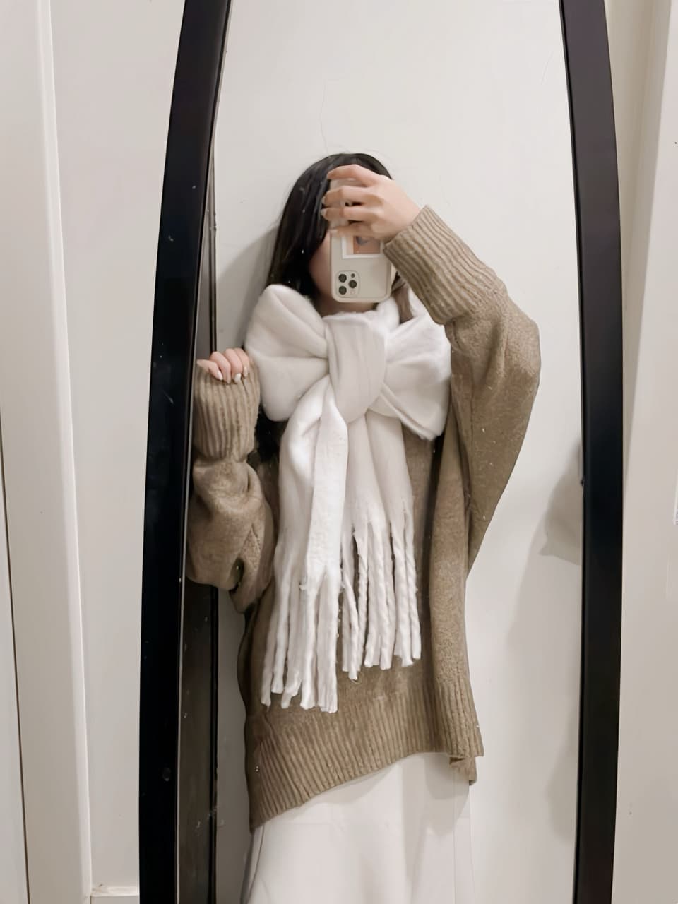 分享詢問度&回頭率超高的蝴蝶結圍巾綁法分享｜教學｜影片｜🧣*⑅୨୧💗 - 穿搭板| Dcard