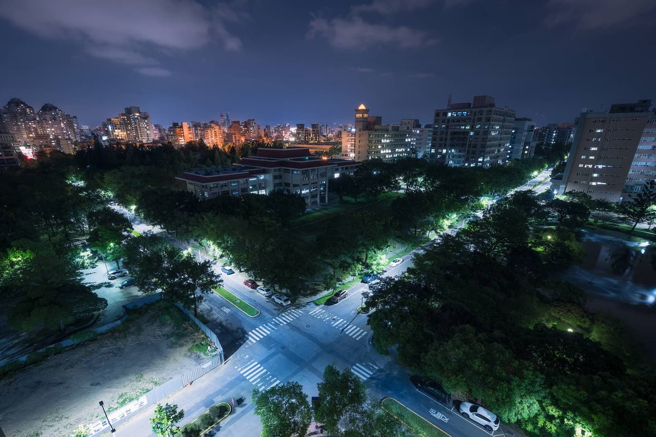 中興校園夜景分享 - 中興大學板 | Dcard