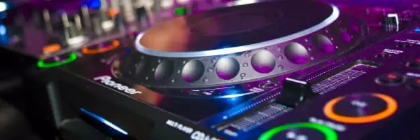 電子音樂