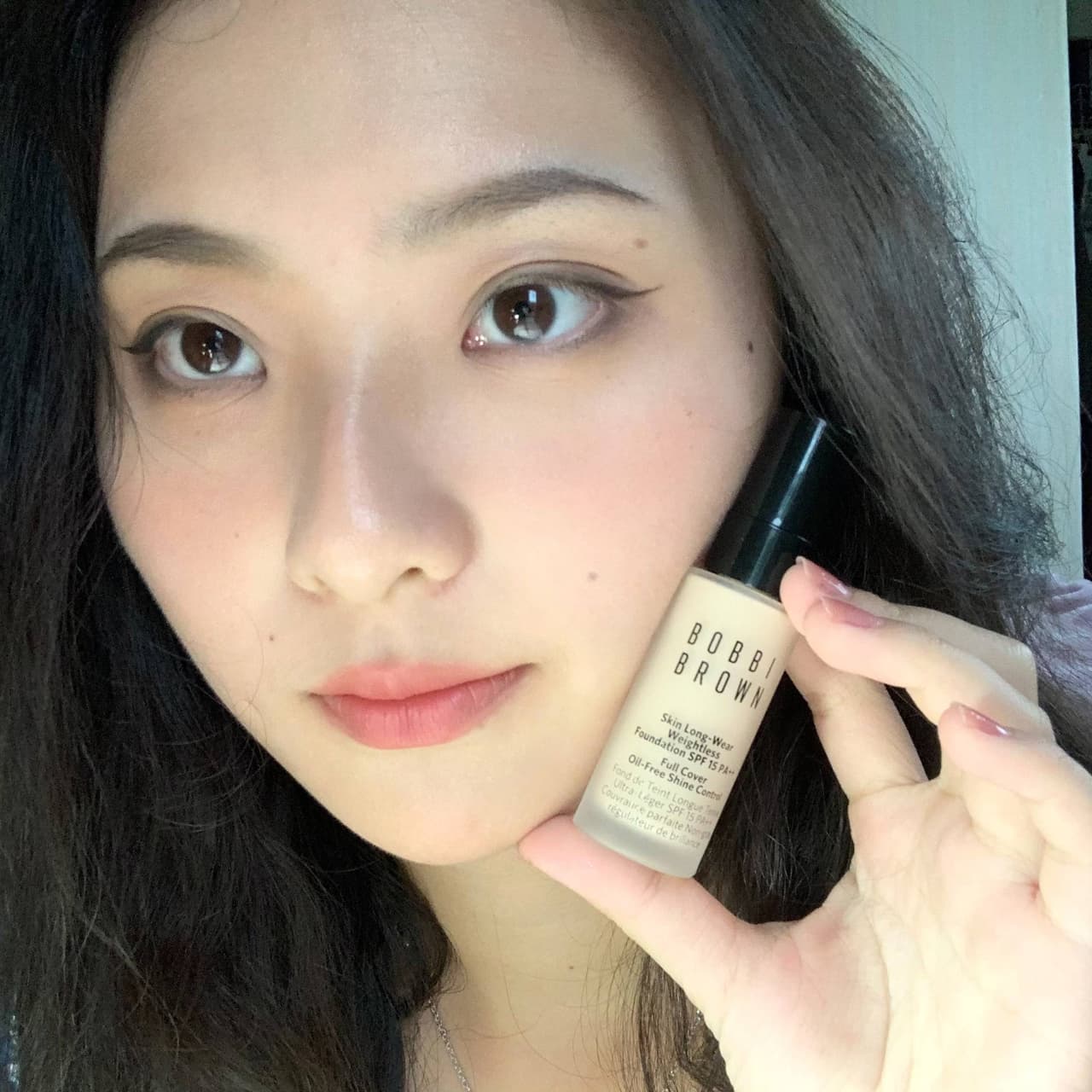 大爆汗實測「BOBBI BROWN持久無痕輕感粉底」＃開箱大使 - 美妝板 | Dcard