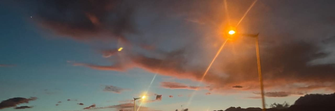 天空紅