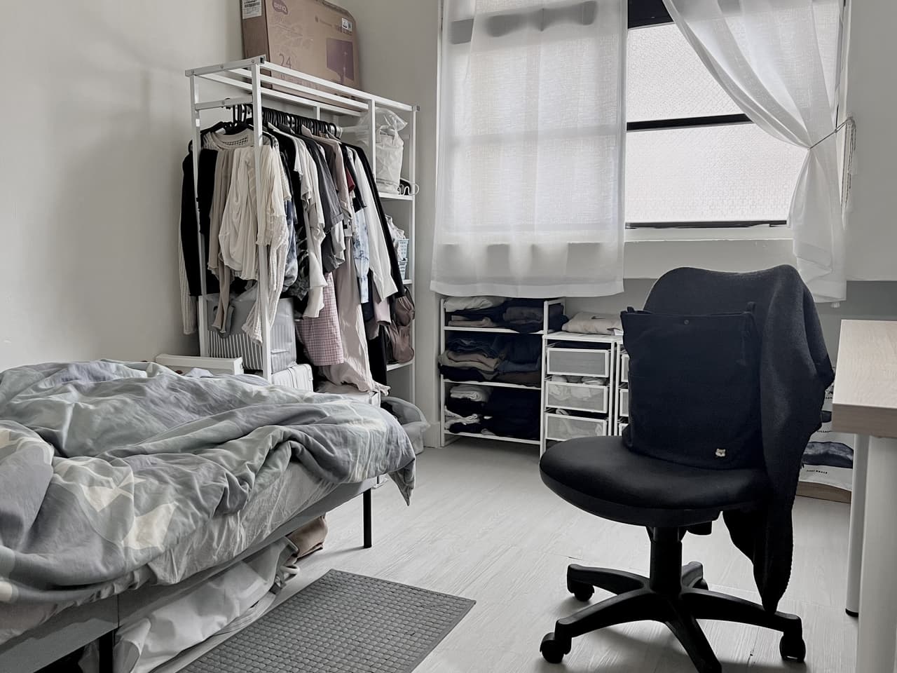 #居家佈置 灰色系 Room Tour 兩萬元改造阿嬤家空房 - 居家生活板 | Dcard