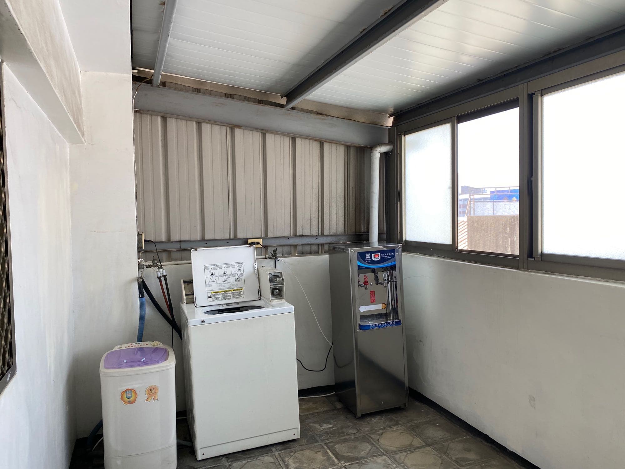 #招租 台中北區套房出租/電費1度3.8元/近中科大，一中商圈/看房免任何費用 - Image 16