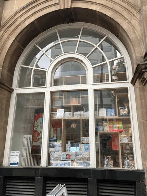[打工度假] Charing Cross Library 查寧閣圖書館，倫敦市區免費借到中文實體書 📚 - G湯塊 (@gpowdersoup ...