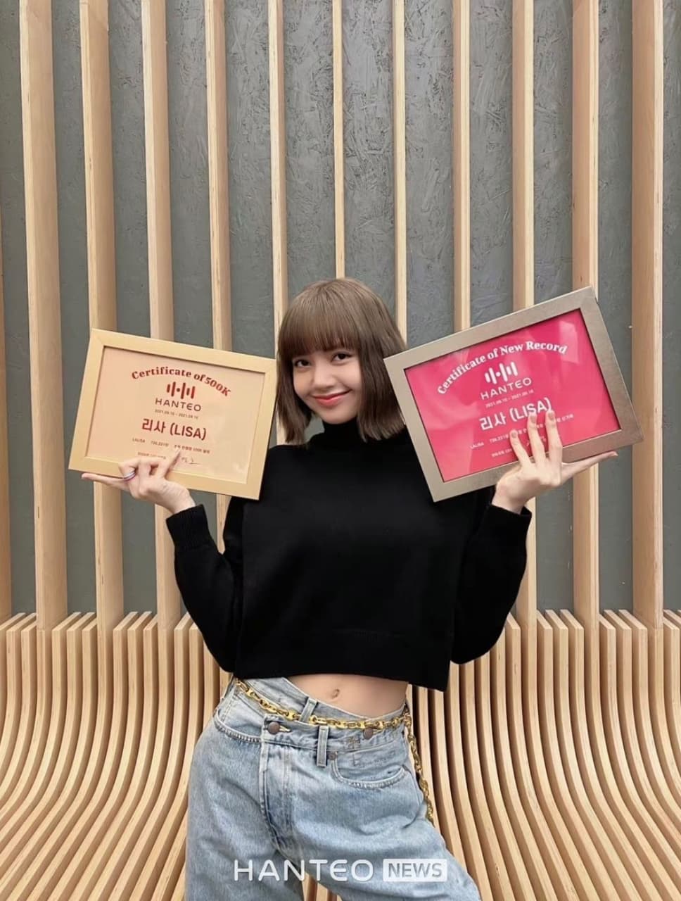 #分享 LISA個人出道一週年🎤🌟 - BLACKPINK板 | Dcard