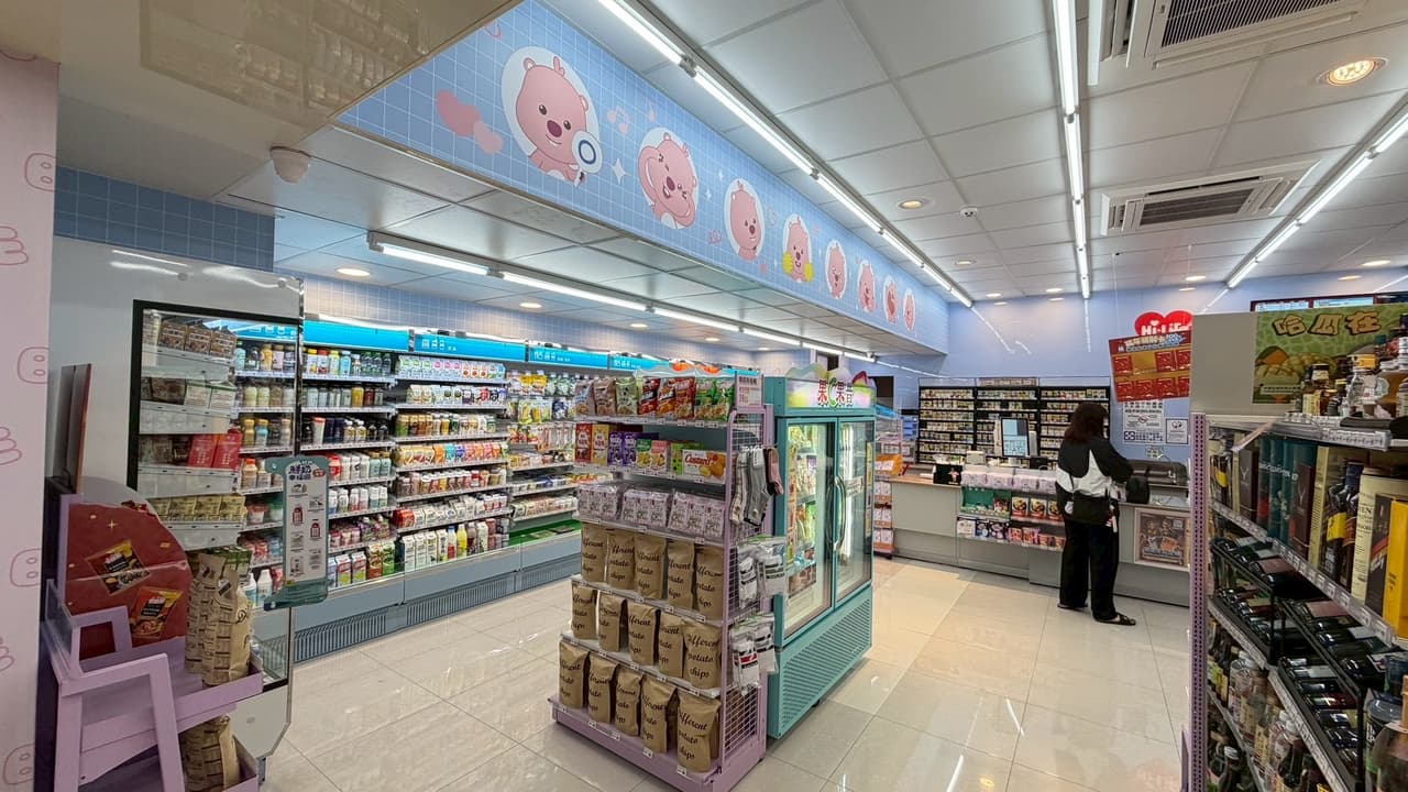 #萊爾富 今天第一次走進萊爾富 LOOPY 小海狸主題店,差點以為自己走錯地方 - 超商板 | Dcard