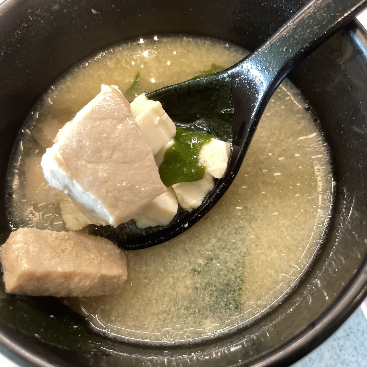 隨便吃個午餐竟然被蒲燒星鰻圈粉! 隨便吃個午餐竟然被蒲燒星鰻圈粉!