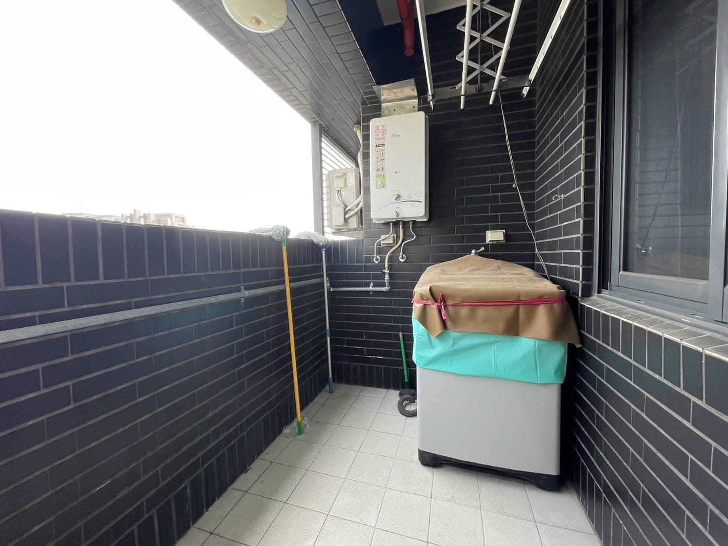 #招租  高雄高大10年內電梯大樓 - Image 9