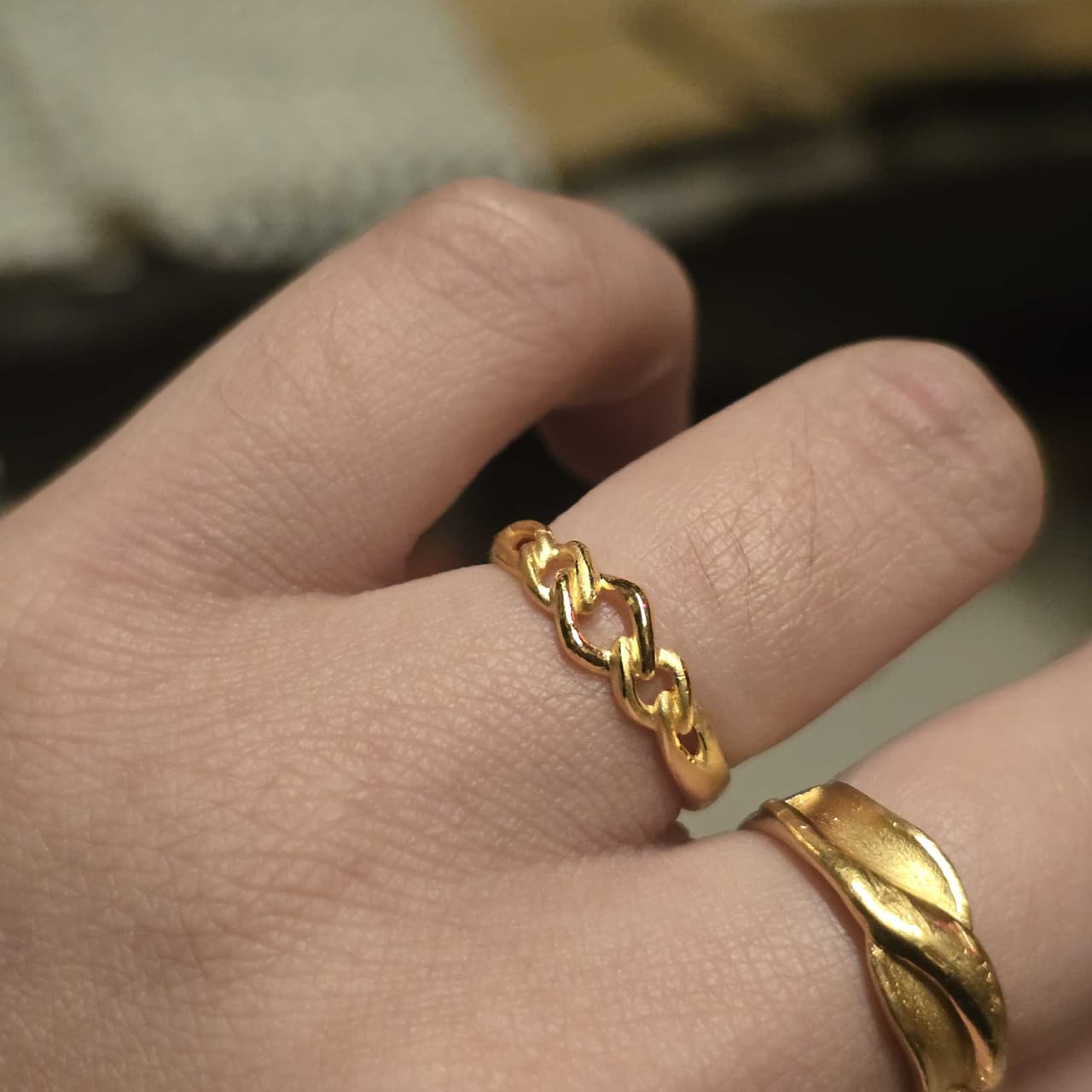 買實體黃金好，還是黃金存摺- 理財板| Dcard