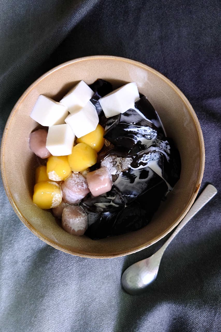 #料理 仙草杏仁雙色凍圓 - 烹飪板 | Dcard