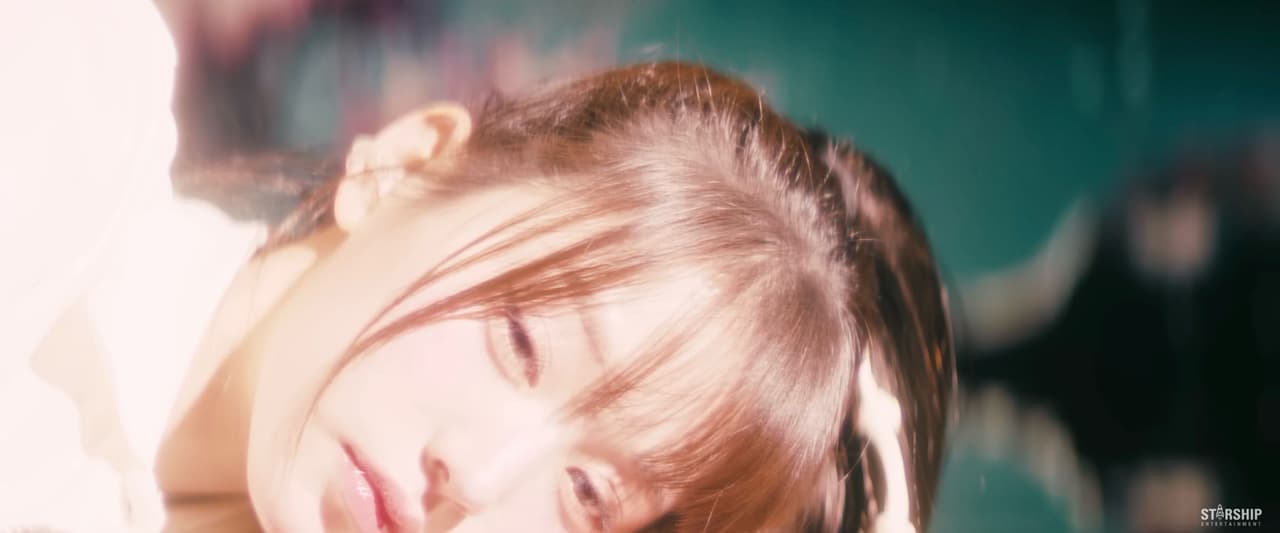 #分享 IVE - Heya mv 導演提及的細節與故事解析 - IVE板 | Dcard
