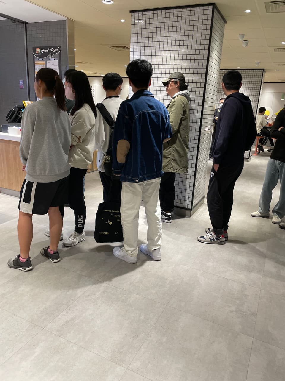 為什麼臺大附近所有麥當勞都在排隊- 臺灣大學板| Dcard