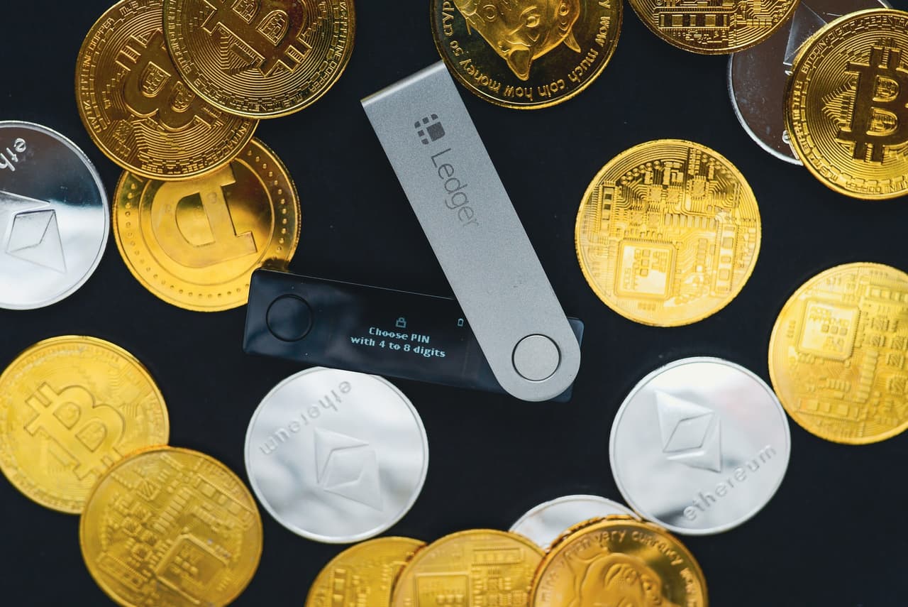 最強冷錢包推薦Ledger nano S 還是X？玩幣必備！ - 酷可實驗室(@coocolab) | Dcard