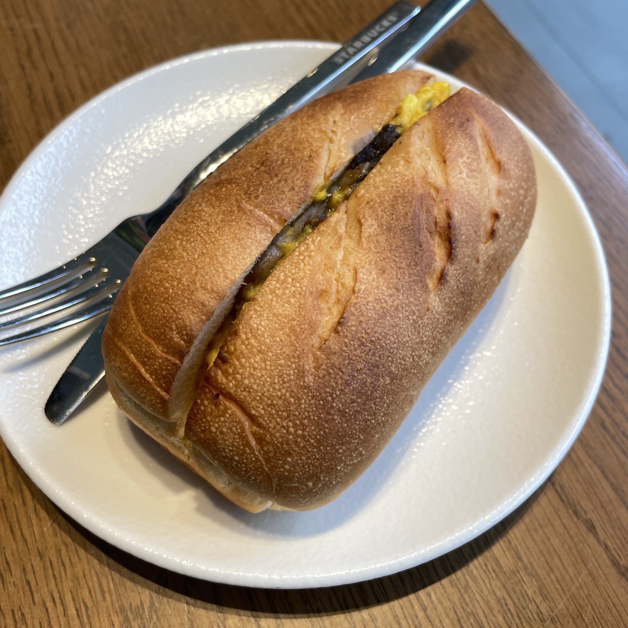 星巴克「黑松露嫩蛋三明治」蠻好吃的