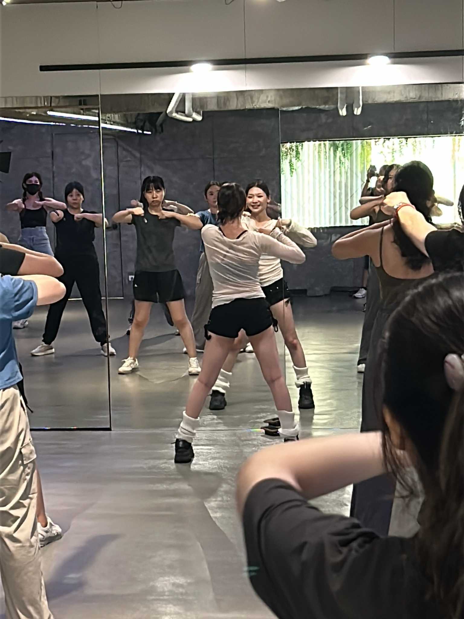 分享久坐社畜高雄KPOP零基礎舞蹈課初體驗- 舞蹈板| Dcard