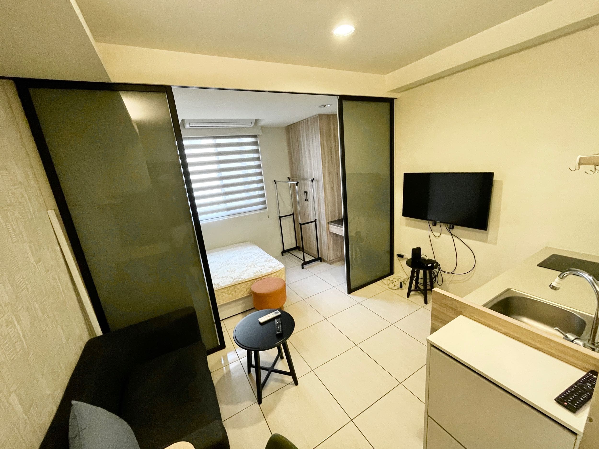 #招租 台中逢甲商圈1房1廳附電磁爐、流理台，學生另有優惠 - Image 1