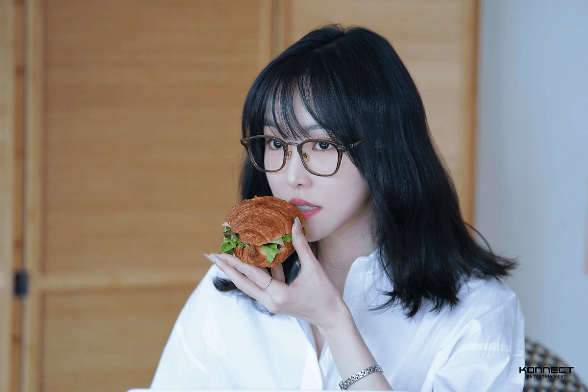 #翻譯 #Post 220226 【YujuPost】365天想念的Yuju - GFRIEND板 | Dcard
