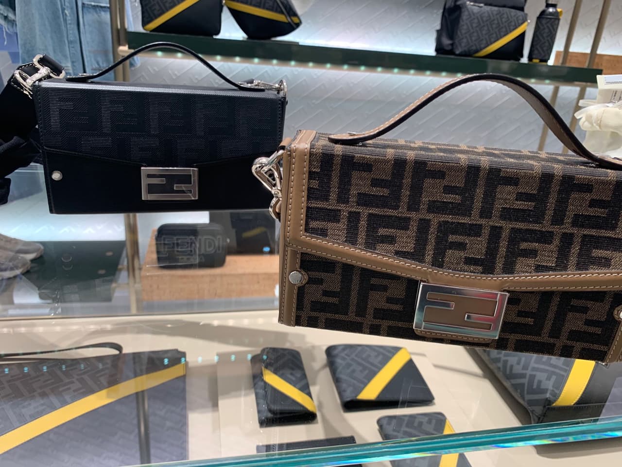 💛 FENDI SOFT BAGUETTE TRUNK REVIEW