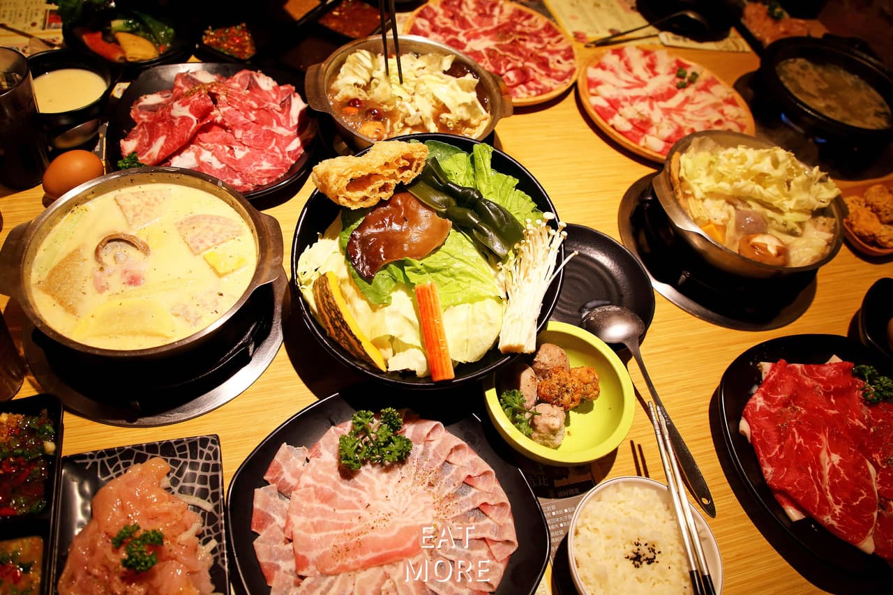 宵夜吃個火鍋幸福到裸奔🤪 - 美食板 | Dcard