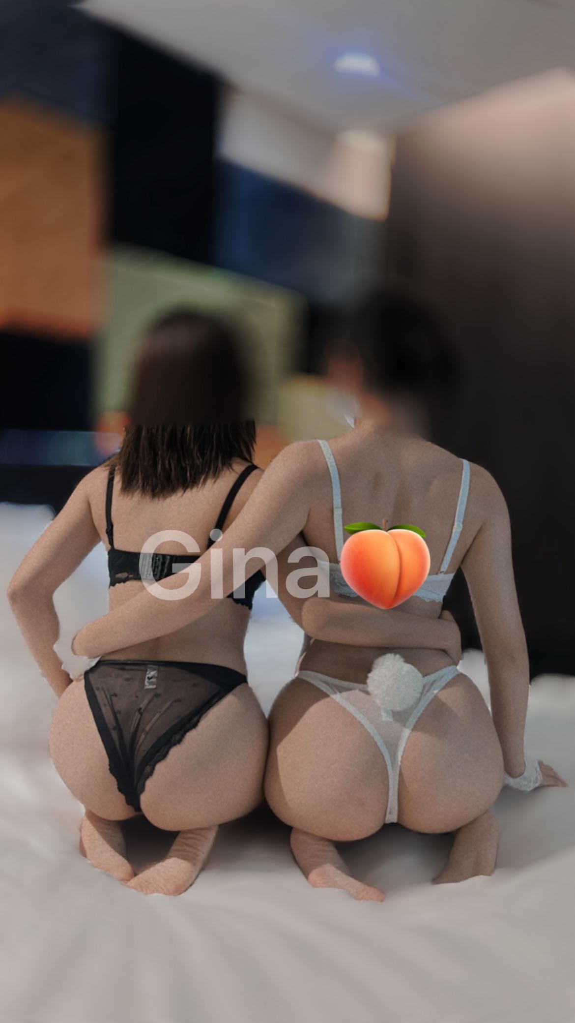 水咲萝拉 moaning in delicious abandon